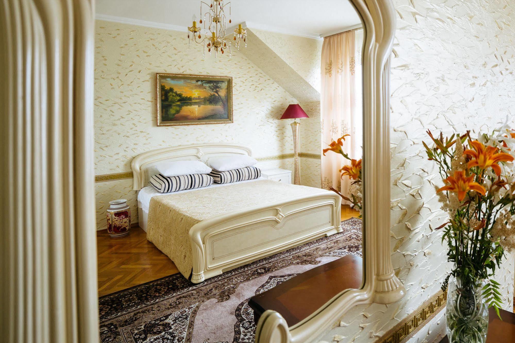 Ezio Hotel Codru